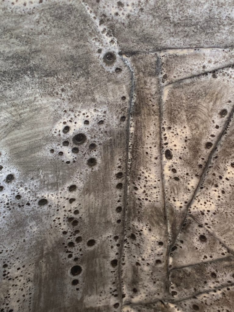 Detail of a foaming glaze used in slab built-volumes collection, by Alexandra Ridel