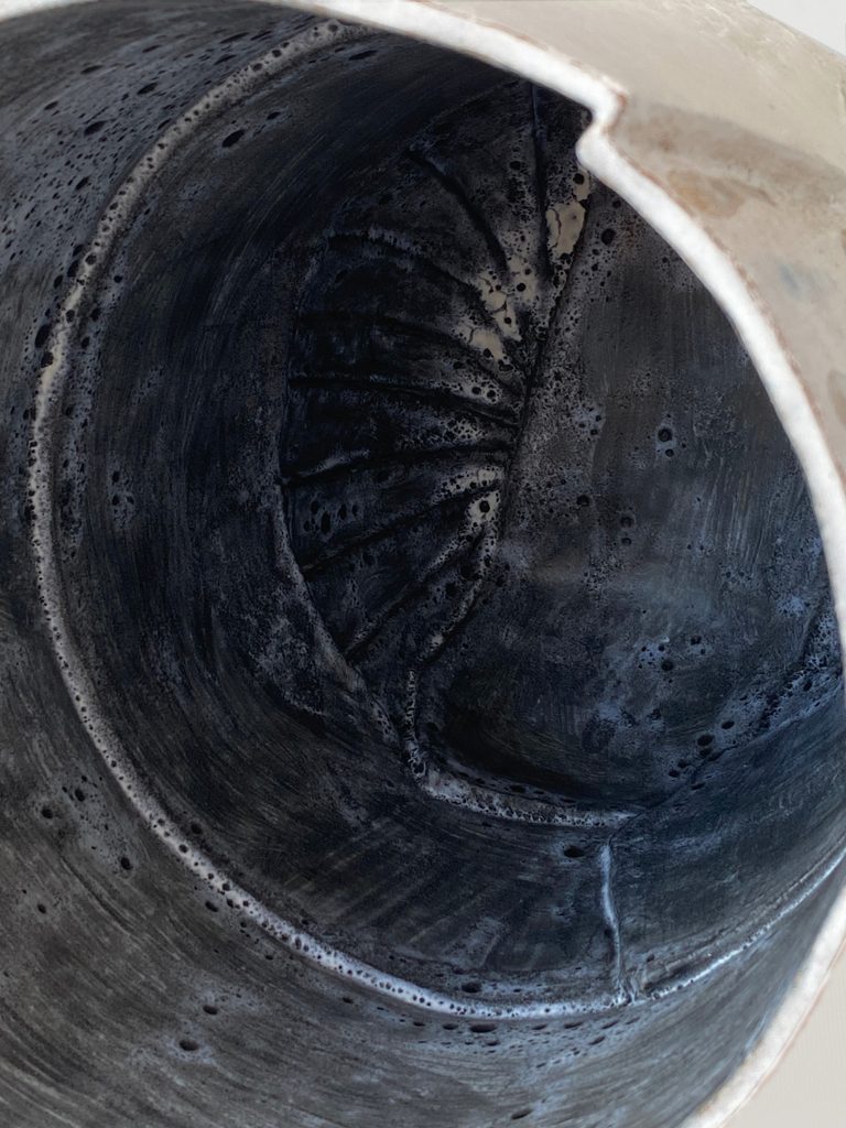 Interior detail of a folded Slab-built stoneware volume, by Alexandra Ridel
